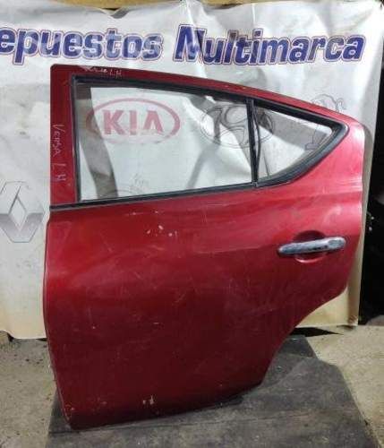 Puerta Trasera Izquierda Nissan Versa 2017