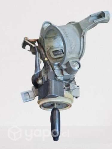 Chapa de contacto con llave Mitsubishi L200 07-15