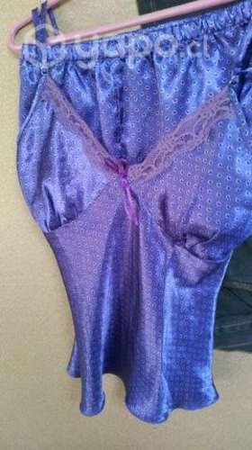 Ropa nueva y con poco uso.