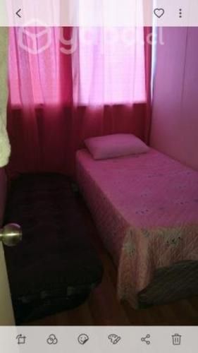 Arriendo pieza a mujer mayor