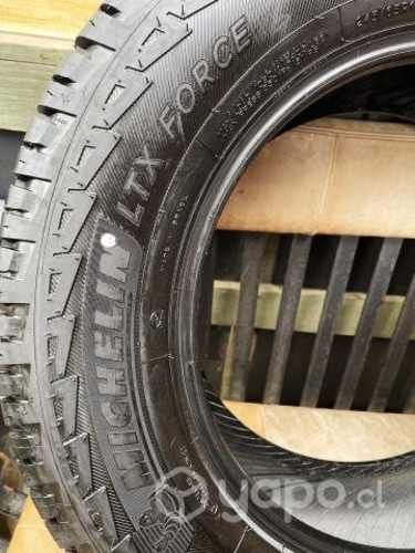 Neumático Michellin 245/65R16