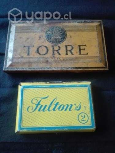 Antiguas cajas de tinta.