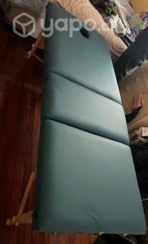 Camilla plegable masoterapia o servicios de salud