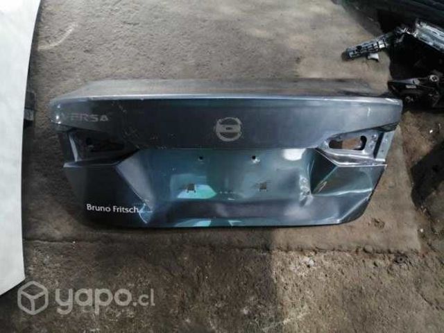 Maleta nissan new versa gris grafito original