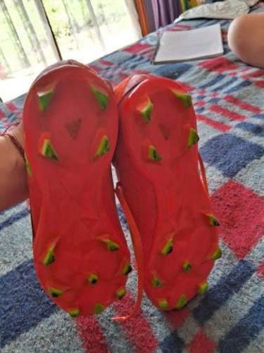 Zapatillas nik de fútbol con toperoles talla 36.5