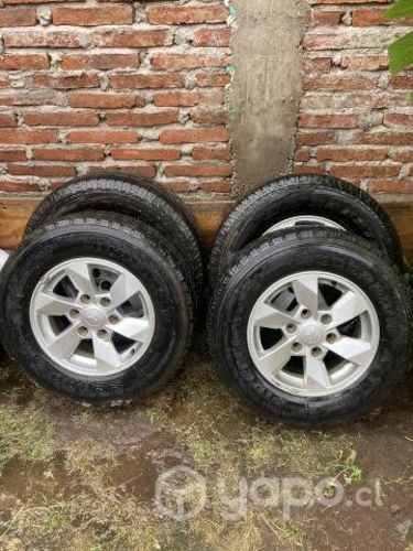 Juego de llantas Mitsubishi Katana L200