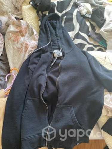 Poleron talla l azul tirado pa negro