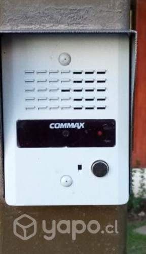 Citofonos y video porteros commax