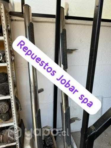 Pisaderas nissan terrano