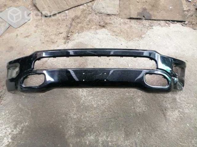 Parachoque delantero dodge ram 1500 2019 original