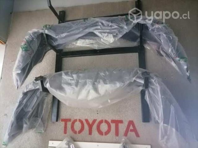 Rematamos parachoque delantero yaris