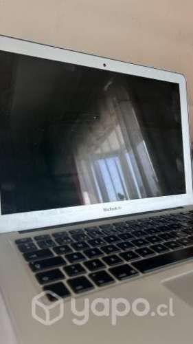 MacBook Air i5 8gb 128Ssd