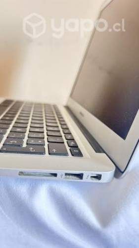 MacBook Air i5 8gb 128Ssd