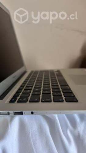 MacBook Air i5 8gb 128Ssd