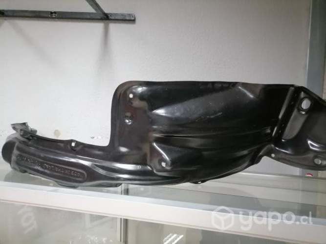Guardafango derecho toyota hilux 2012-2015