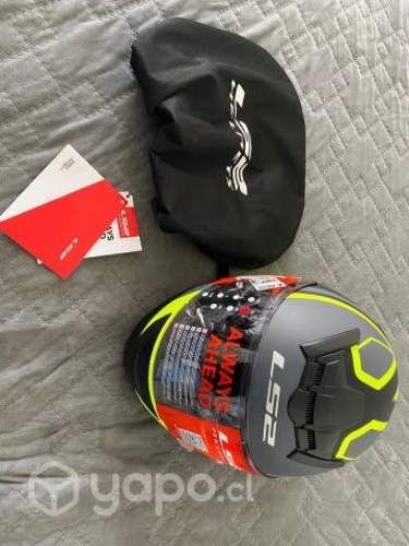 Casco moto LS2 con guantes de cuero