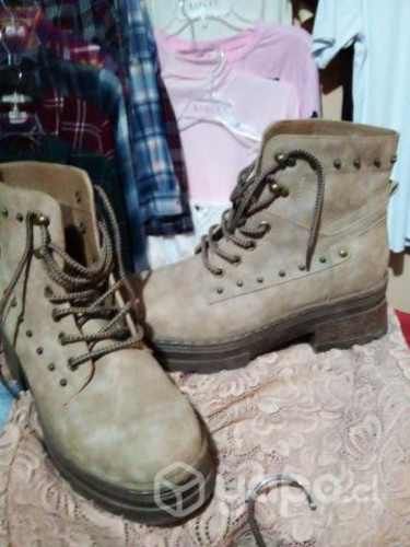 Botines número 40