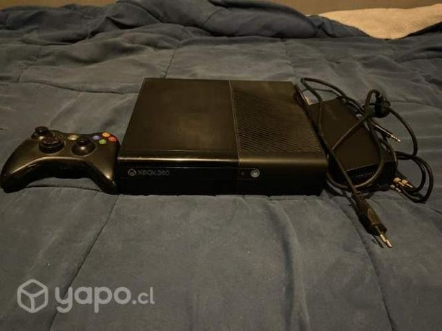 Xbox 360 negra como nuevo