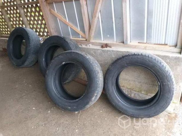 Vendo 4 Neumáticos 265/60R18 usados