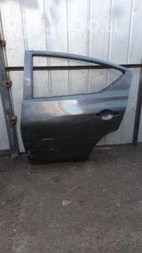 Puerta Versa 2012 a 2019 trasera LH 1.4