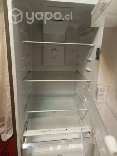 Refrigerador 1 mes de uso 339 litros