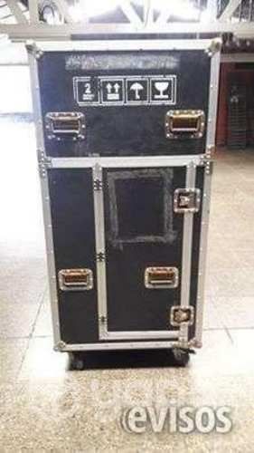 4 maletas case de diferentes portes y precios