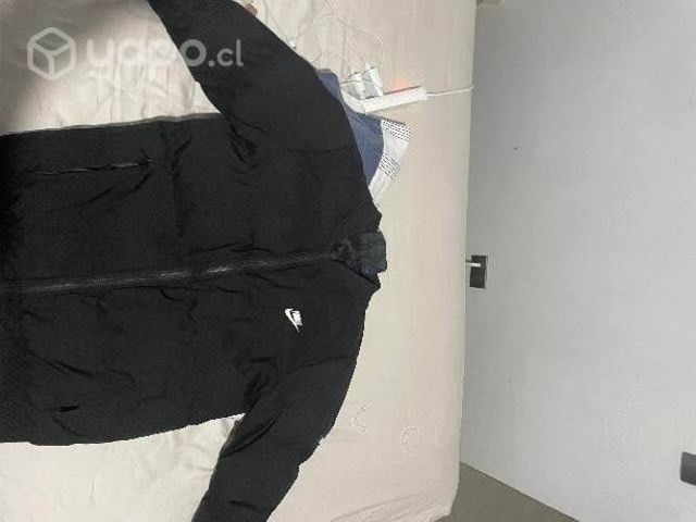 Parca nike excelente estado muy poco uso