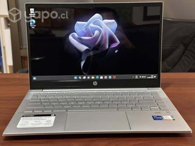 HP 14 DV / i7-1255U / 1TB SSD / 16GB RAM / 14 FHD