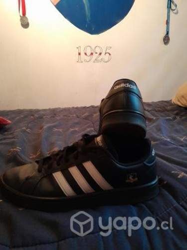 Zapatillas colo colo Adidas