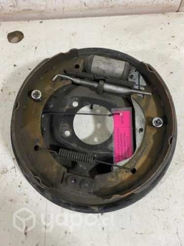 Balatas con plato rueda tra izq (231) Kyron 2013