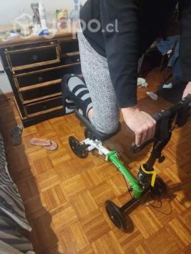 Scooter para la rodilla KneeRover,