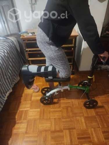 Scooter para la rodilla KneeRover,