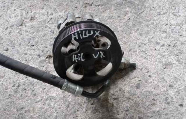 Bomba hidraulica toyota hilux 2016/2022