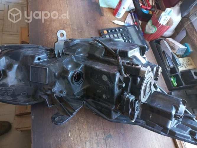 Optico izquierdo Toyota AYGO ORIGINAL