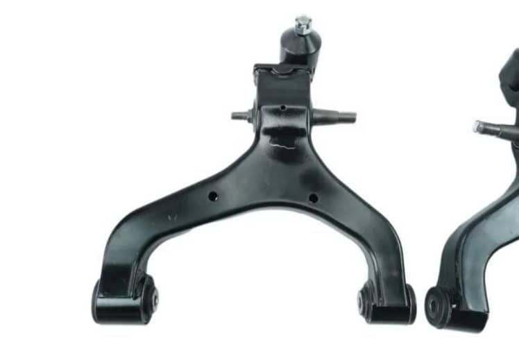 Bandeja inferior Ssangyong Der Izq 2006 en adelant