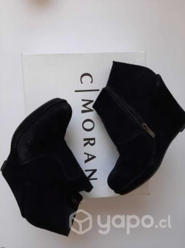 Botines negros