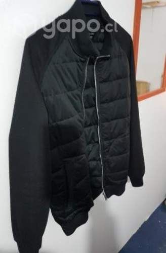 Poleron tipo chaqueta marca Zara (nuevo) talla S