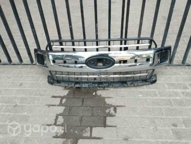 Máscara Ford F150 2020