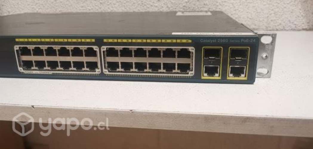 Switch Cisco Catalyst  POE + 2 T/SFP