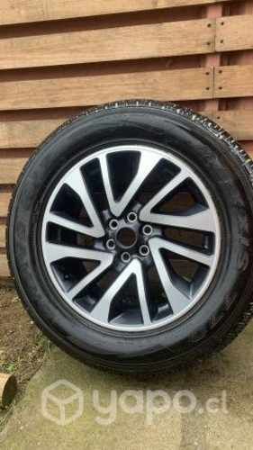 Llanta + neumático Nissan LE original