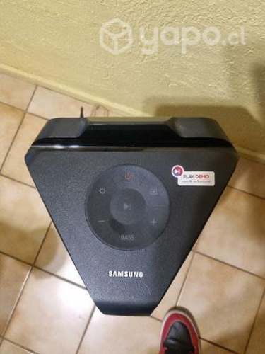 Parlante Samsung modelo MX-T40