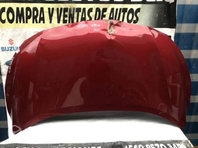 Capot Nissan Versa