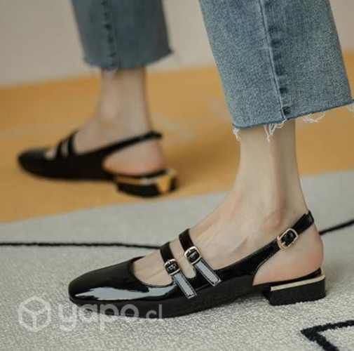 Sandalias planas doble hebilla