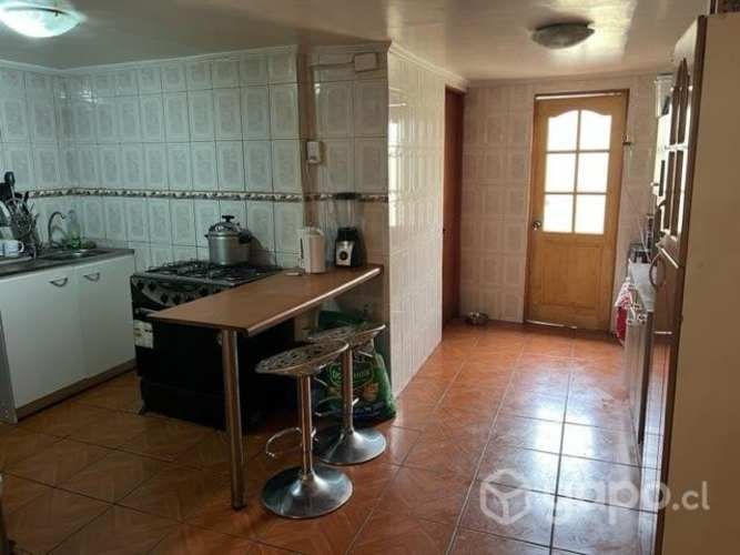 Casa 3D/1B, Centrico a pasos Clínica Juan Pablo II