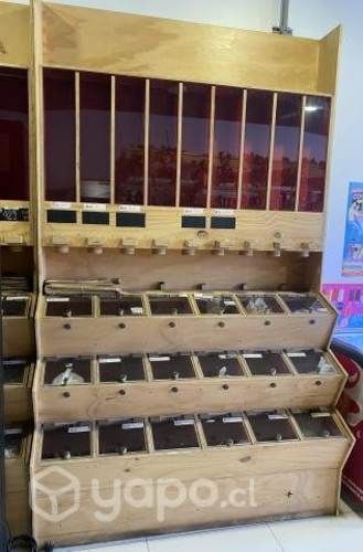 Mueble de madera (Dispensador)