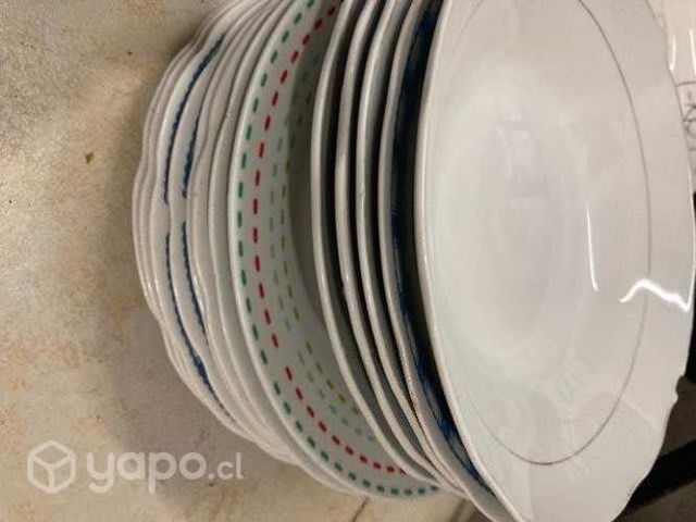 Platos de diferentes colores