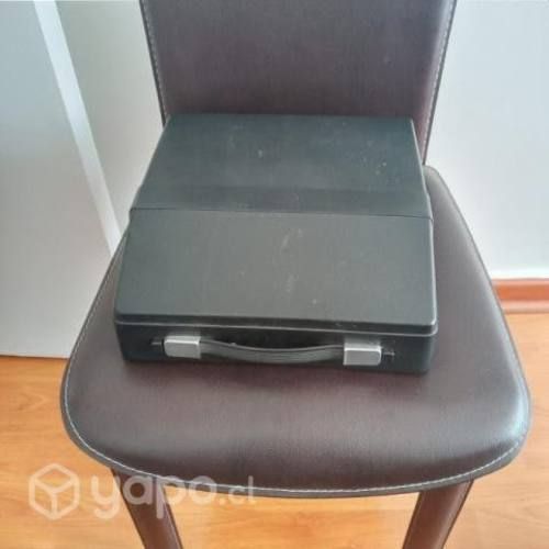 Máquina de escribir SILVER REED 200