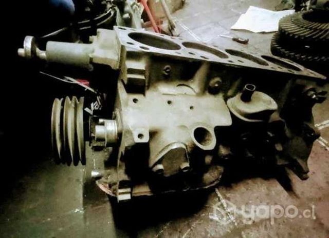 Ensamble de motor Ford 2.3 año 85