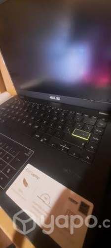 Notebook ASUS modelo E410K nuevo