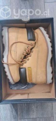 Botín Hombre Founder CAT